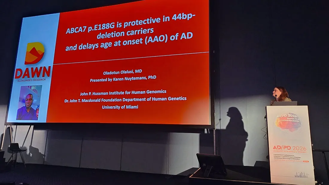 The conference's main screen shows a scientific invention called